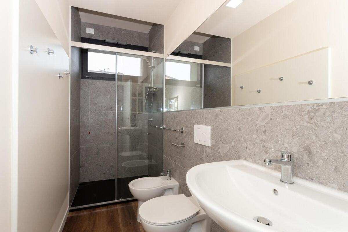 Palazzo Mazzini Hotel Cornaredo Luaran gambar